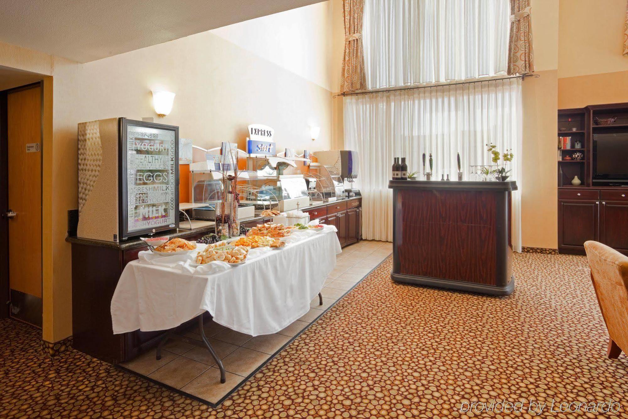 Holiday Inn Express Hotel & Suites Livermore By Ihg Экстерьер фото